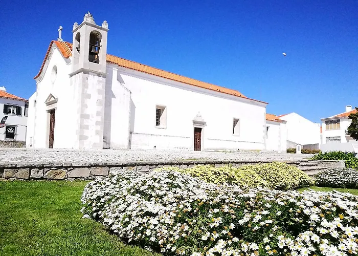 Peniche's Blue & White بينيش